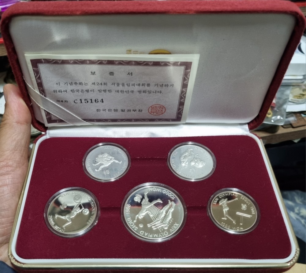 올림픽 기념주화, 은화, 은제품 매입합니다.
